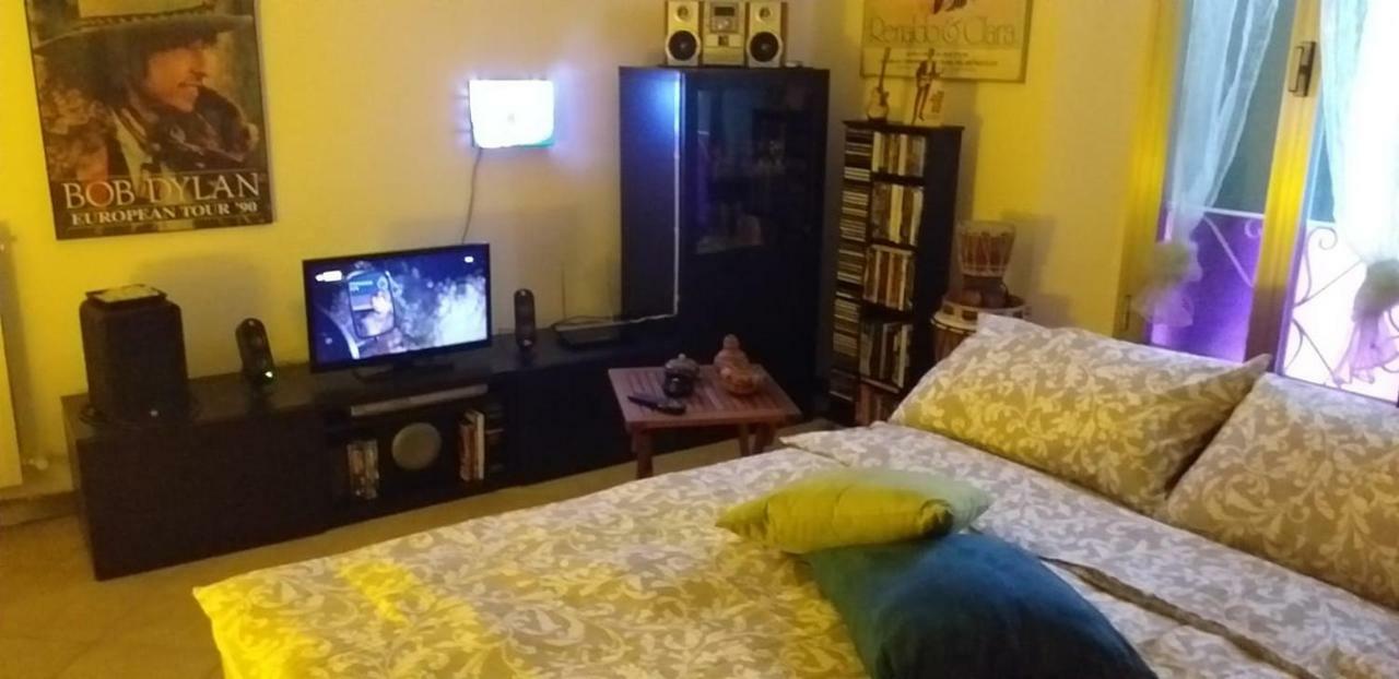 Апартаменты Zimmy'S House Болонья Экстерьер фото
